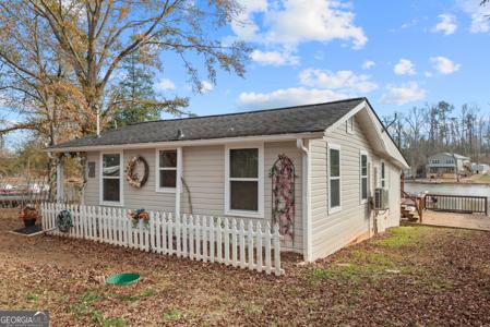 180 Southern Shores Road, Jackson GA 30233