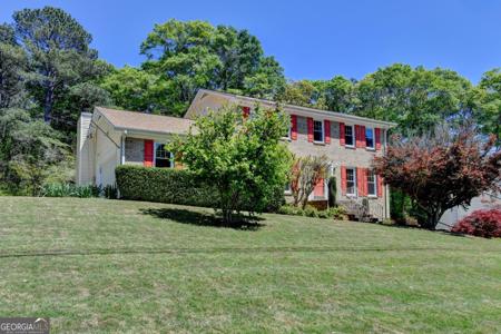 2196 Lunceford Lane, Lilburn GA 30047