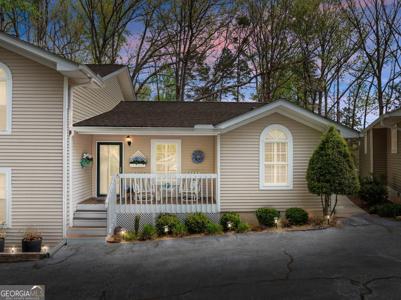 551 Lake Place Drive # 5, Lavonia GA 30553