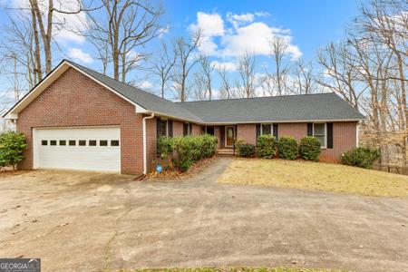 214 Long Cove Drive, Lagrange GA 30240