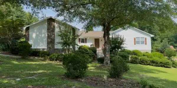 2777 Glen Echo Drive, Lizella GA 31052