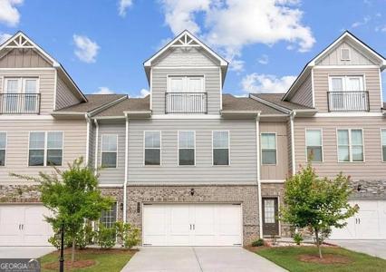 2020 Manor Pointe Drive, Cumming GA 30041