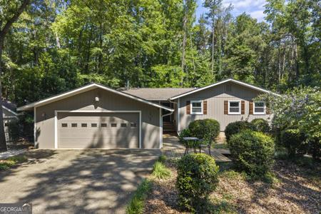 244 Lake View Court, Lavonia GA 30553
