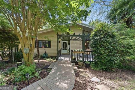 240 Quesenberry Drive, Eatonton GA 31024