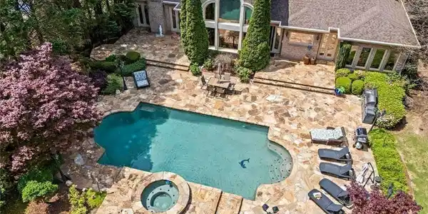 2120 Blackheath Trace, Alpharetta GA 30005