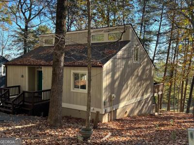 130 Fairway Oaks