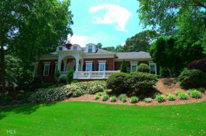 3700 River Mansion