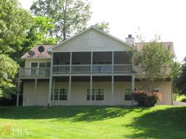366 Longview Dr
