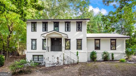 813 Lakeshore Drive, Berkeley Lake GA 30096