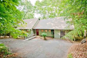 315 Huckleberry Trl