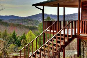 1132 GreenRidge Mountain Rd
