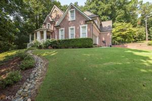 301 Dogwood Heights