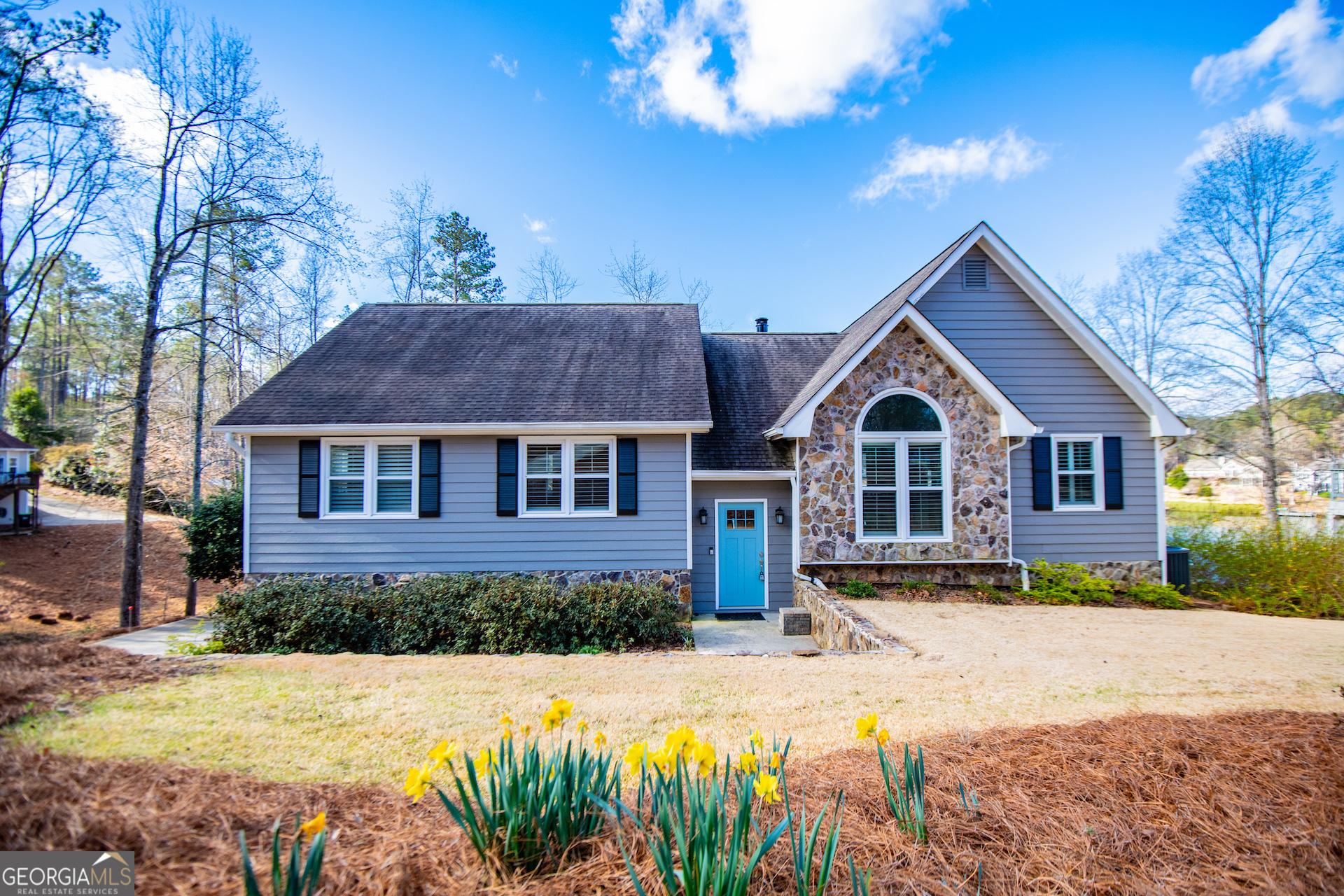 Image 3: Front elevation of home