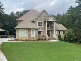 15 Hawthorn Ln