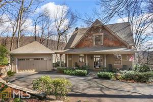 50 Locust Ln