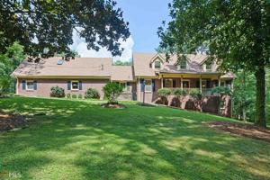 4792 Pinecrest Dr