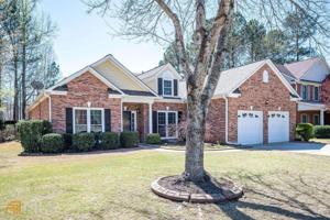 2936 Stillwater Drive
