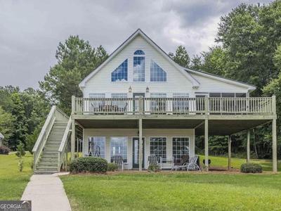 1254 Lakecrest Drive