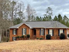 228 E Yorktown Dr