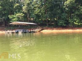 756 756 Lakeside Trl