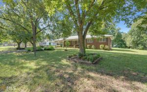 527 W Howell St