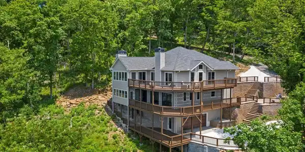 363 Valley View Trail