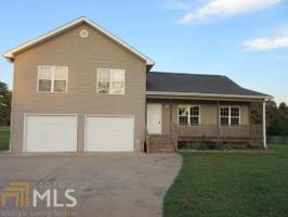 15 Topher St
