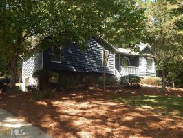 206 Melinda Ln