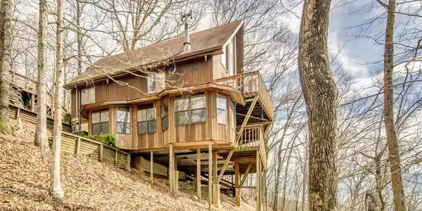 569 Echo Ridge
