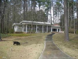 2728 Jodeco Dr