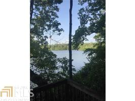 9 Peninsula Dr