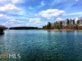 5 Woodhurst Dr