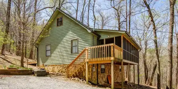 408 Frost Pine Circle
