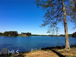 040 3040 Emerald Dr