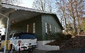 968 Vista Ln