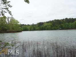 B26  Petersburg Trce Lot B26