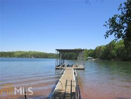 68  Lake View Dr
