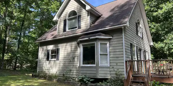 300 Stowers Drive