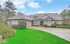 48 Northlake Dr
