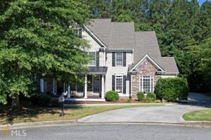 402 Lakewind Ct