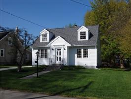526 POWELL Avenue