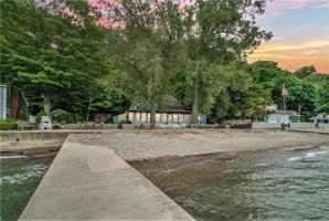 3827 LAKE FRONT Drive