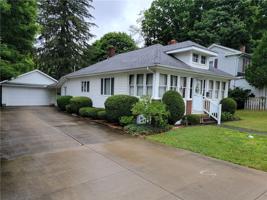 107 E NORMAL Street