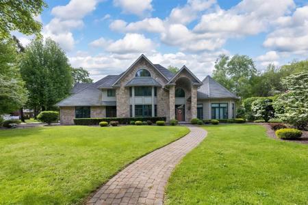 1505 S SHORE Drive