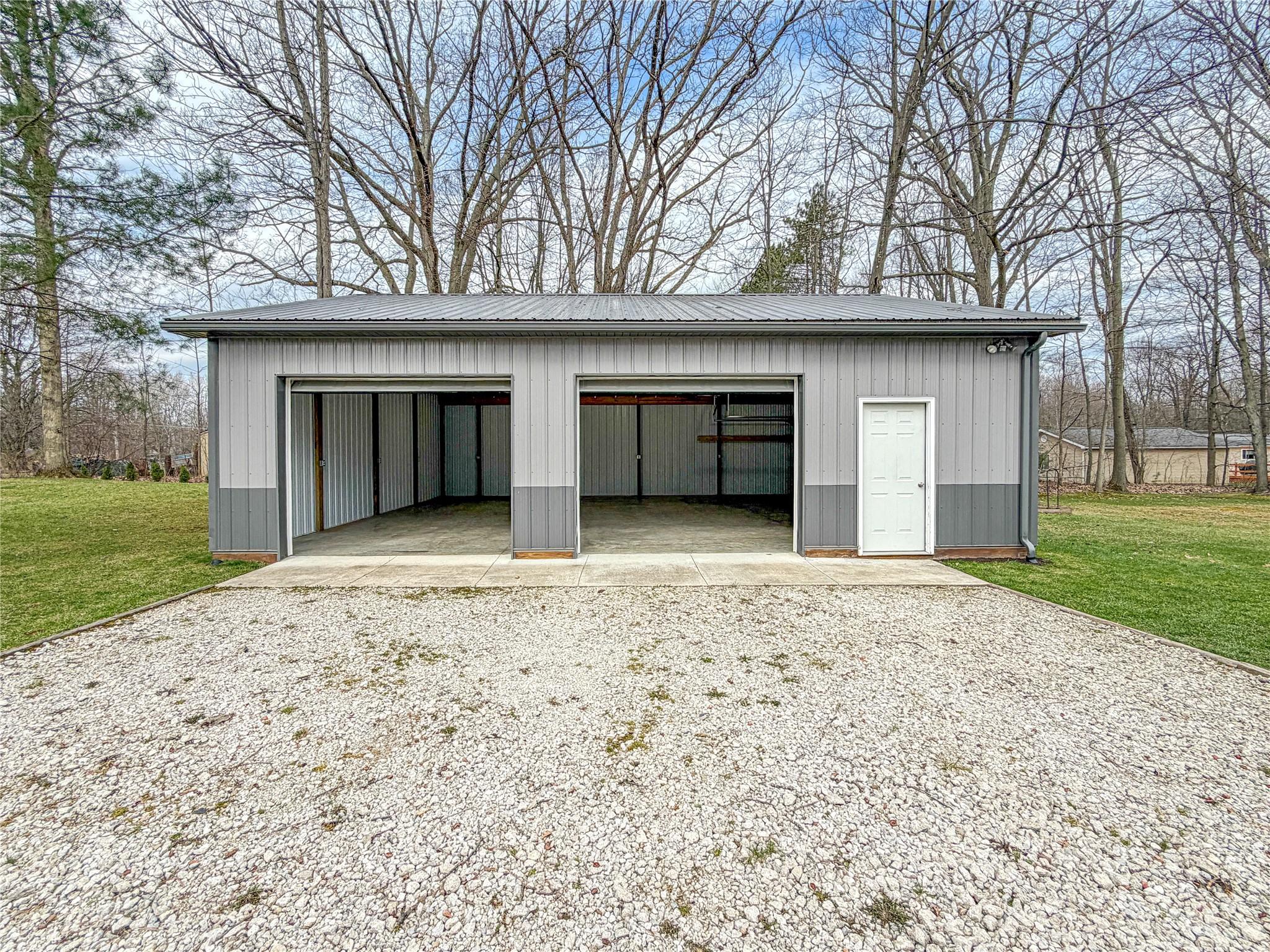 Image 3: Cement floors and electric complete this new build