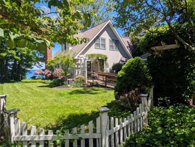 17 EAST Drive