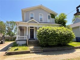 327 W 4TH Street