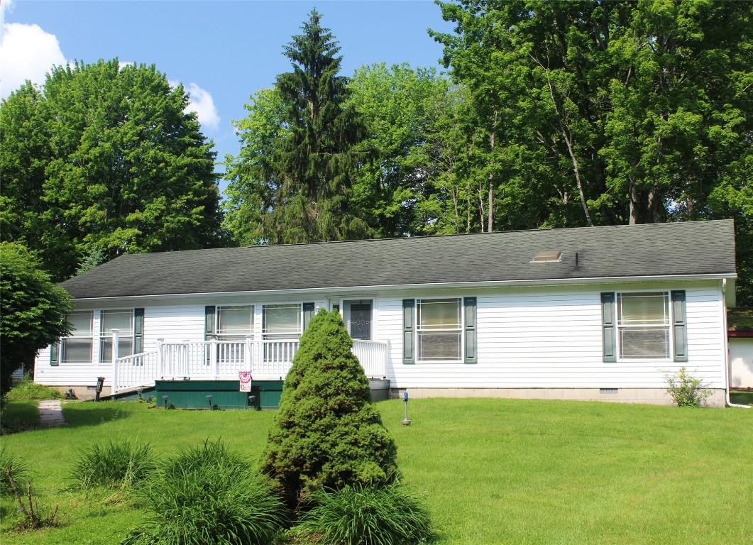 Image 1: Front of Home