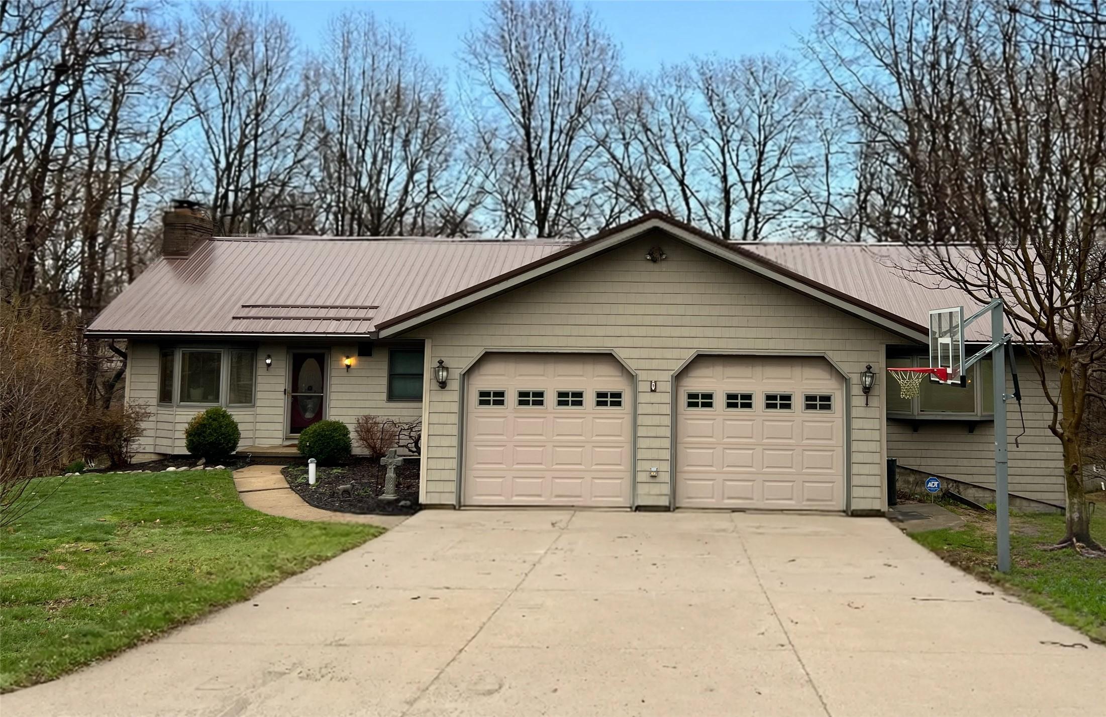 Image 1: Welcome to 425 Chestnut Street, North East, PA.