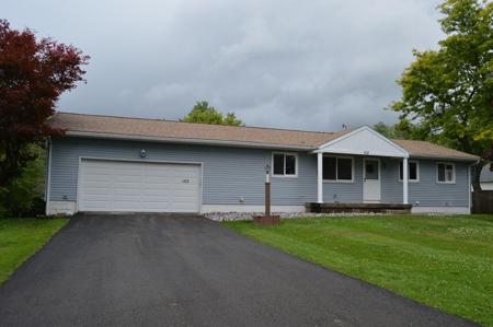 102 LAKELAND Drive